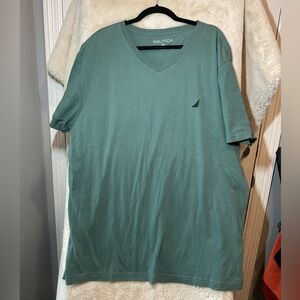 Nautica Men's Green V-Neck Shirt